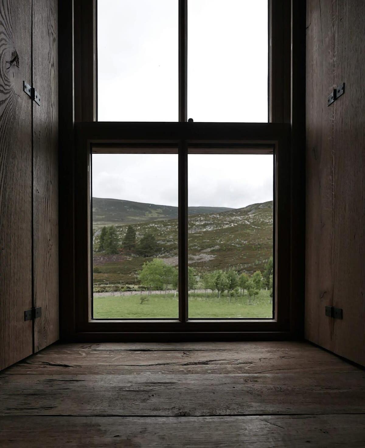 Huswell - Gairnshiel Lodge - Unique & Exclusive Lodge Next To The Castle Ballater Exteriér fotografie